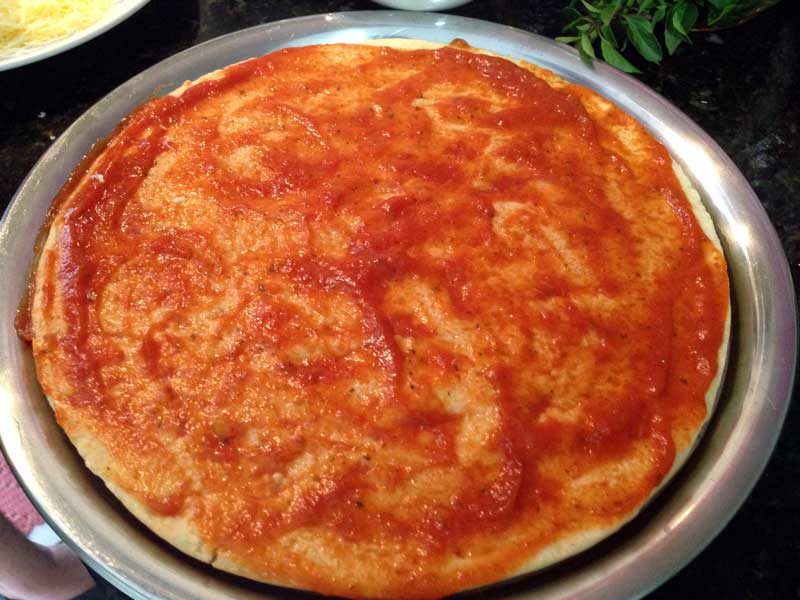 Pizza Fácil - Preparo: Molho de Tomate